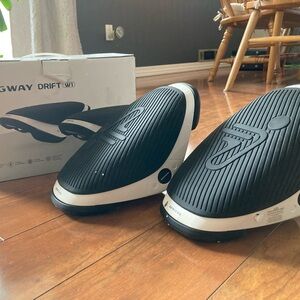 Drift W1 Black and White Electric Skates